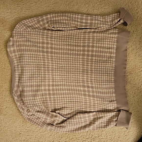 Ann Taylor sweater - Picture 3 of 3